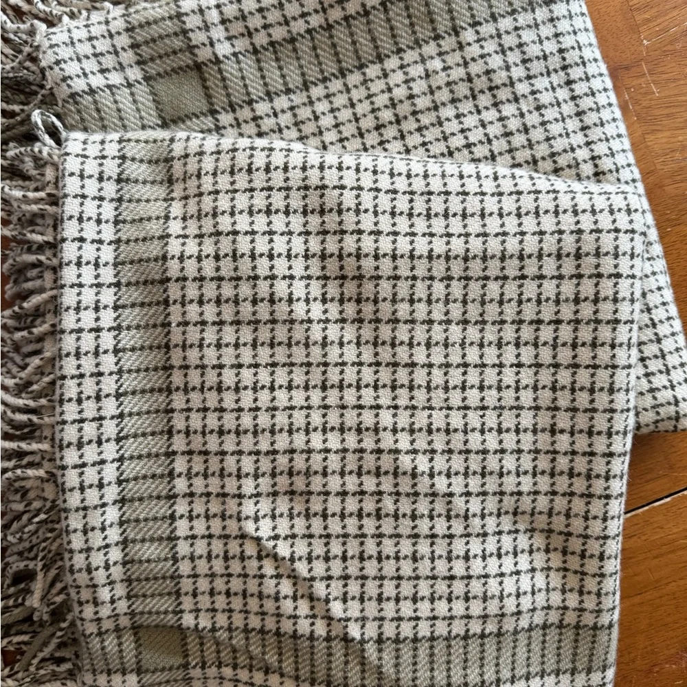 Ralph Lauren Yorkshire Rose 100% Wool Green Multi Plaid Fringed Euro Shams 26”